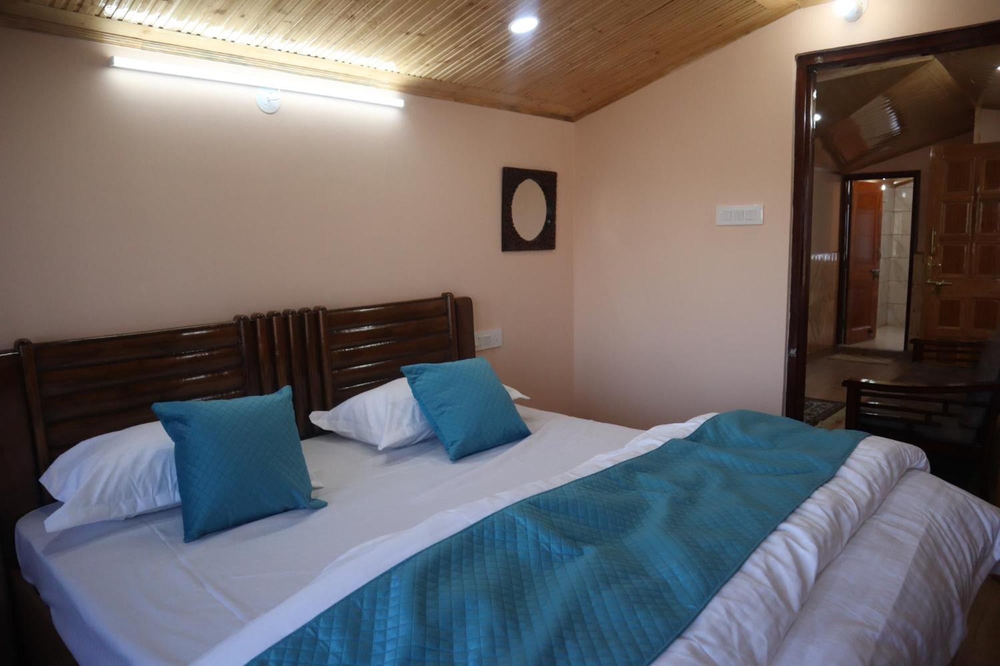 Nav Nidhi B&B Shimla Eksteriør billede