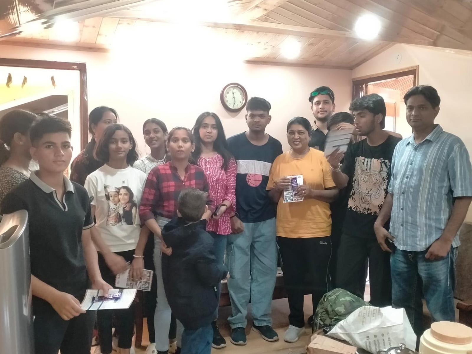 Nav Nidhi B&B Shimla Eksteriør billede