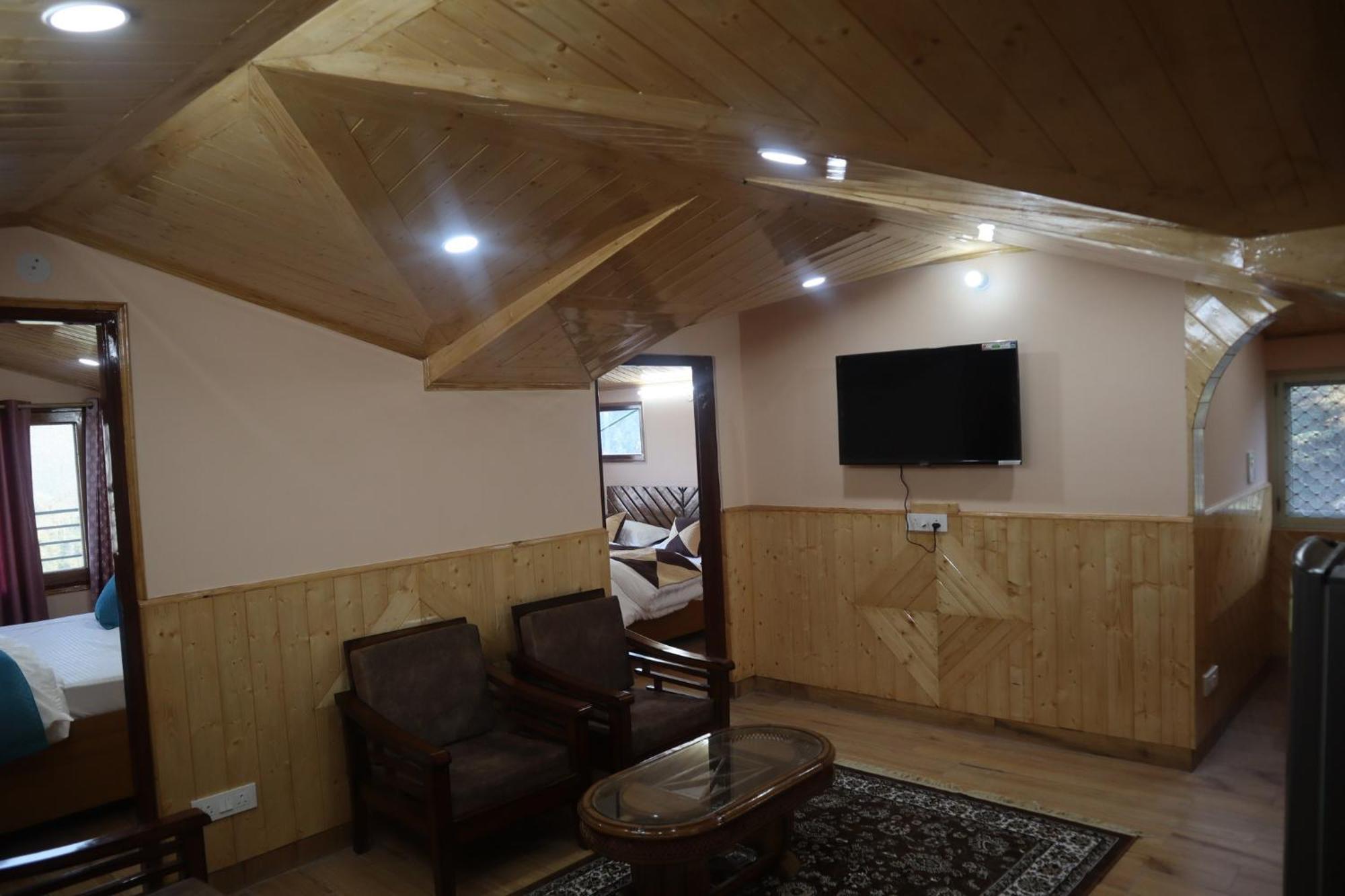Nav Nidhi B&B Shimla Eksteriør billede